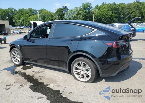 2023 Tesla Model Y z USA, uszkodzony, nr VIN 7SAYGDEE2PA090399